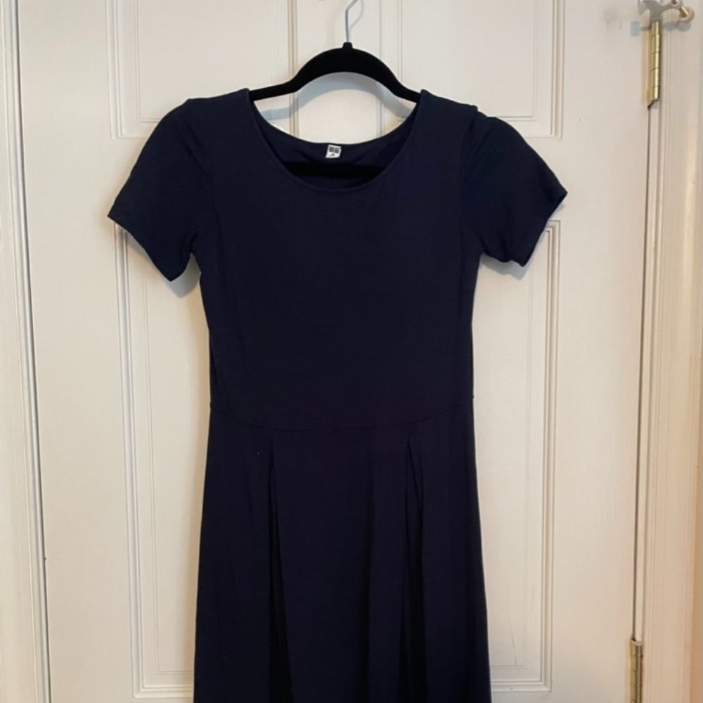 Uniqlo Navy Blue Short Sleeve Dress with Built-In Bra Size Extra Small